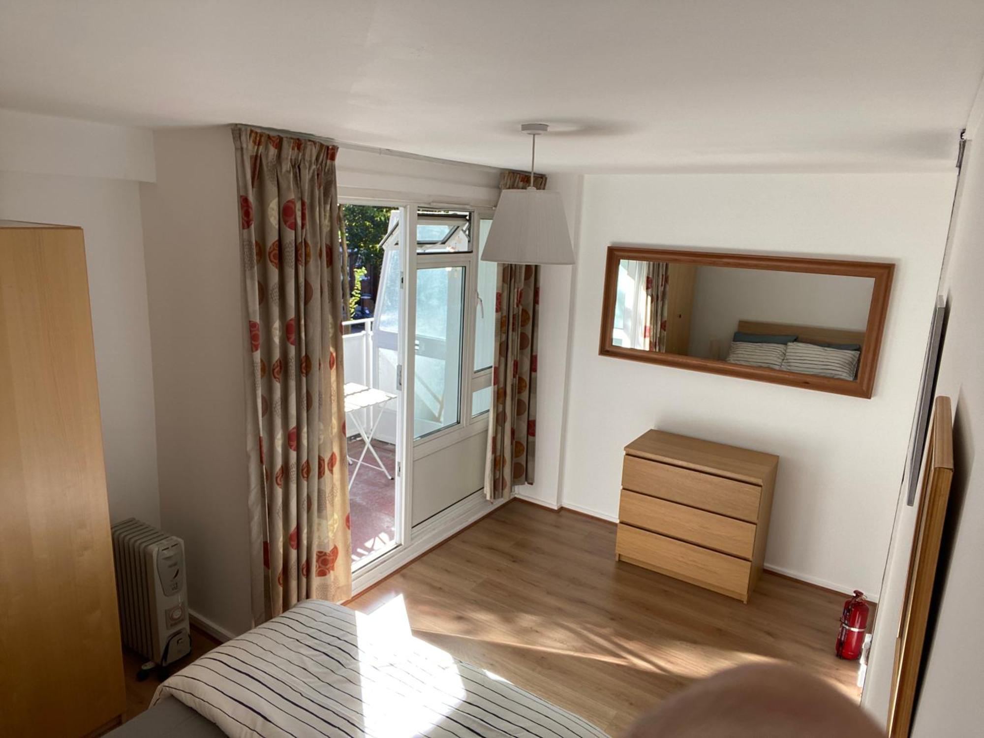 Beautiful 2 Bedroom & Balcony Flat In Central Лондон Екстер'єр фото